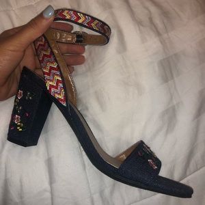 Floral navy chunky heel shoes